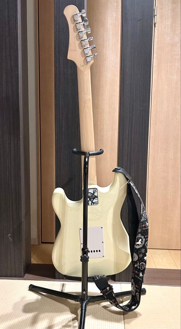 エレキギターPhotoGenic ストラトキャスター