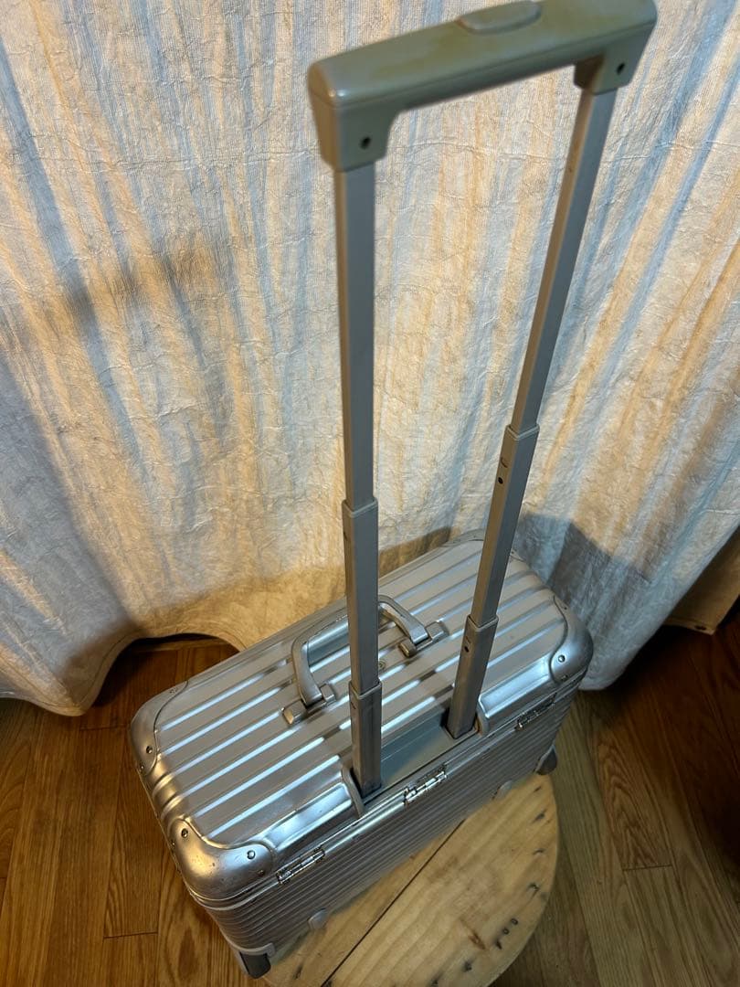 リモワ パイロット トロリー 二輪 リモワ パイロット トロリー 二輪