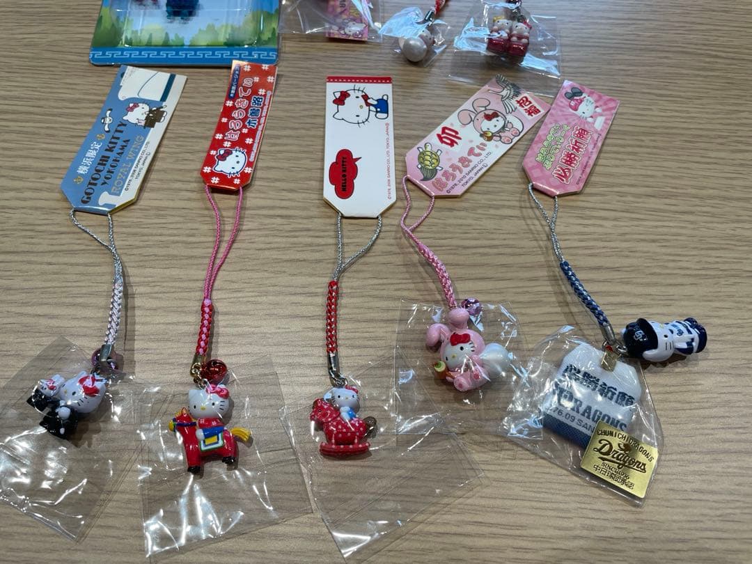 ハローキティ ご当地キティ　ストラップ 9個セット