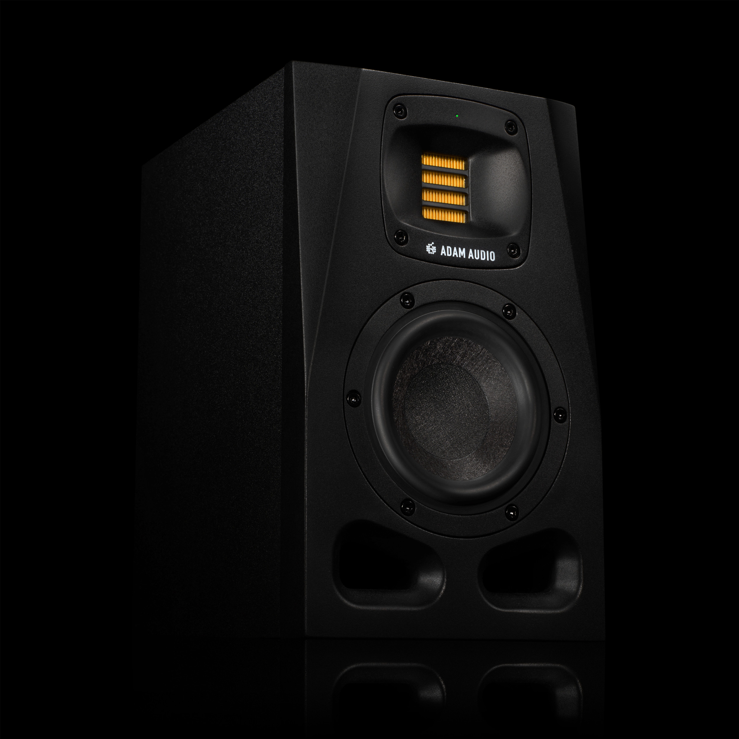 A4V | ADAM AUDIO JP - 製品情報