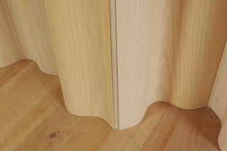 Eames Molded Plywood Folding Screen / Herman miller | BUILDING