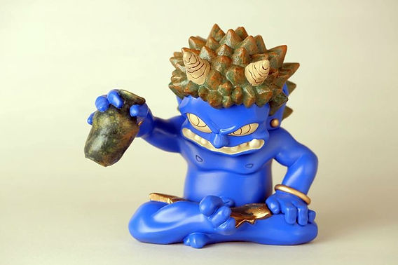 赤い鬼のフィギュア 棍棒付き 7／10迄とします 赤い鬼のフィギュア