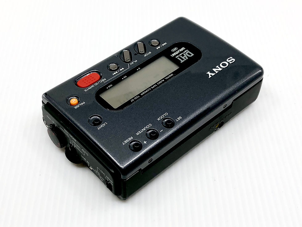 SONY TCD-D7 DAT Recorder