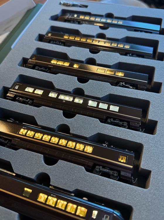 E655系 和 kato 6両特別車両入り ライト室内灯点灯動力動作確認済 E655