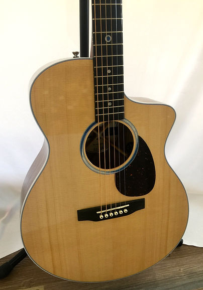 Martin SC-13E | guitartrailer