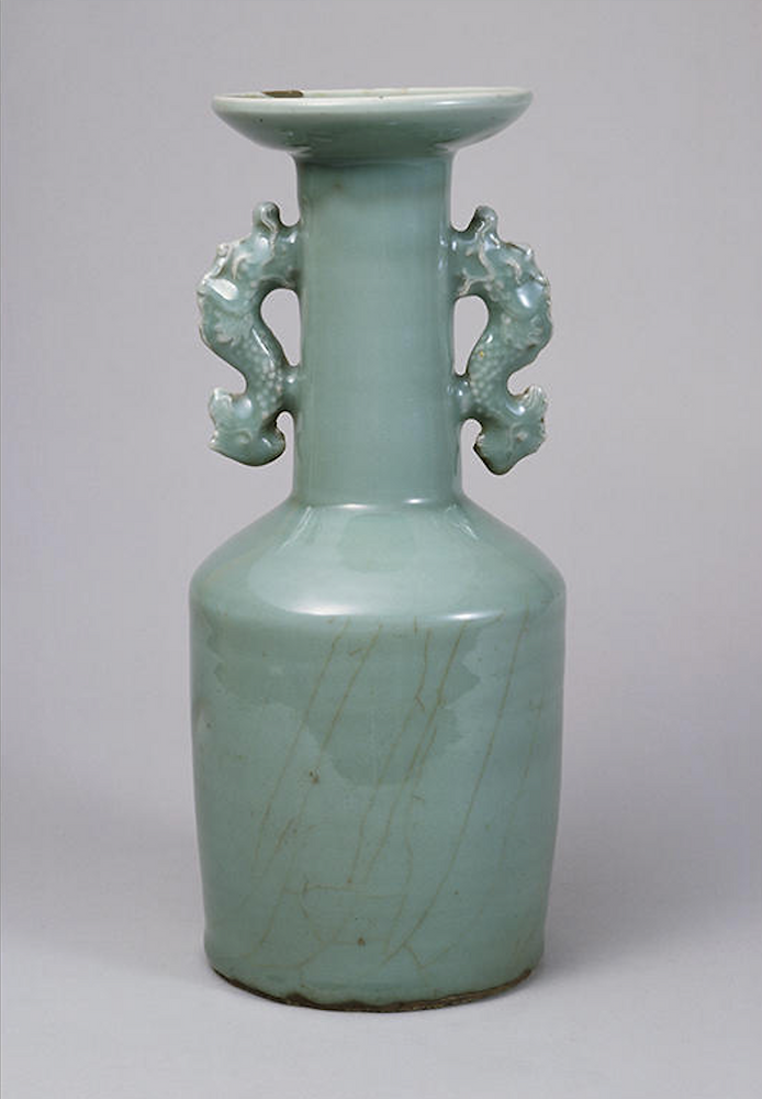 故宮】郎世寧風白磁犬図瓶 大清雍正年製 南京博物院保管委員会 中国