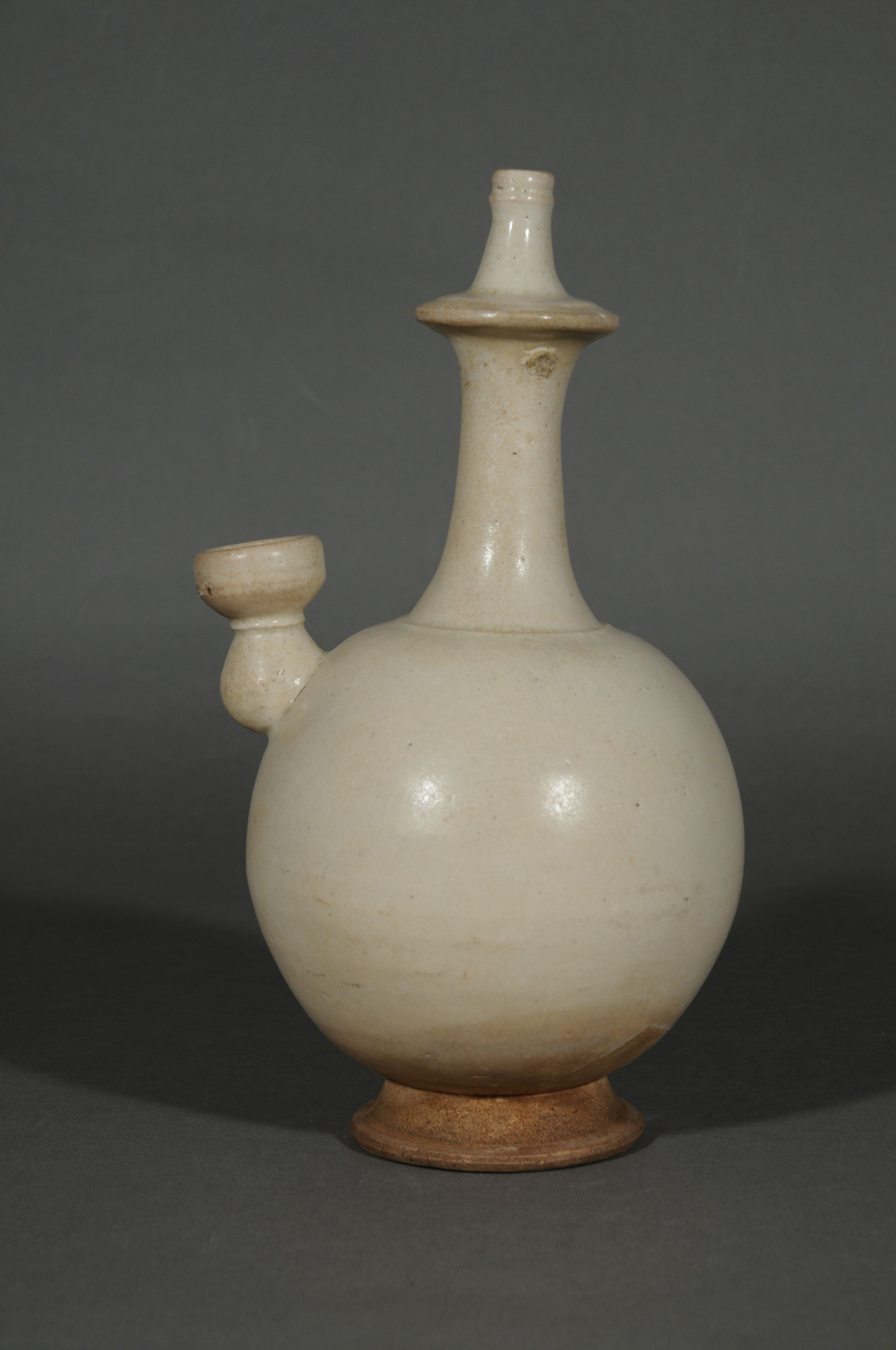 唐代筆記Vol.15 白釉淨瓶：大都會博物館vs 常盤山文庫，對比兩件百年