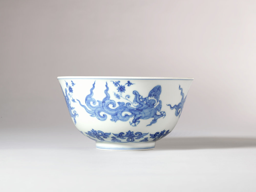 明代筆記vol.3 明成化青花夔龍紋盌736.6萬成交《大明成化年製》款- An