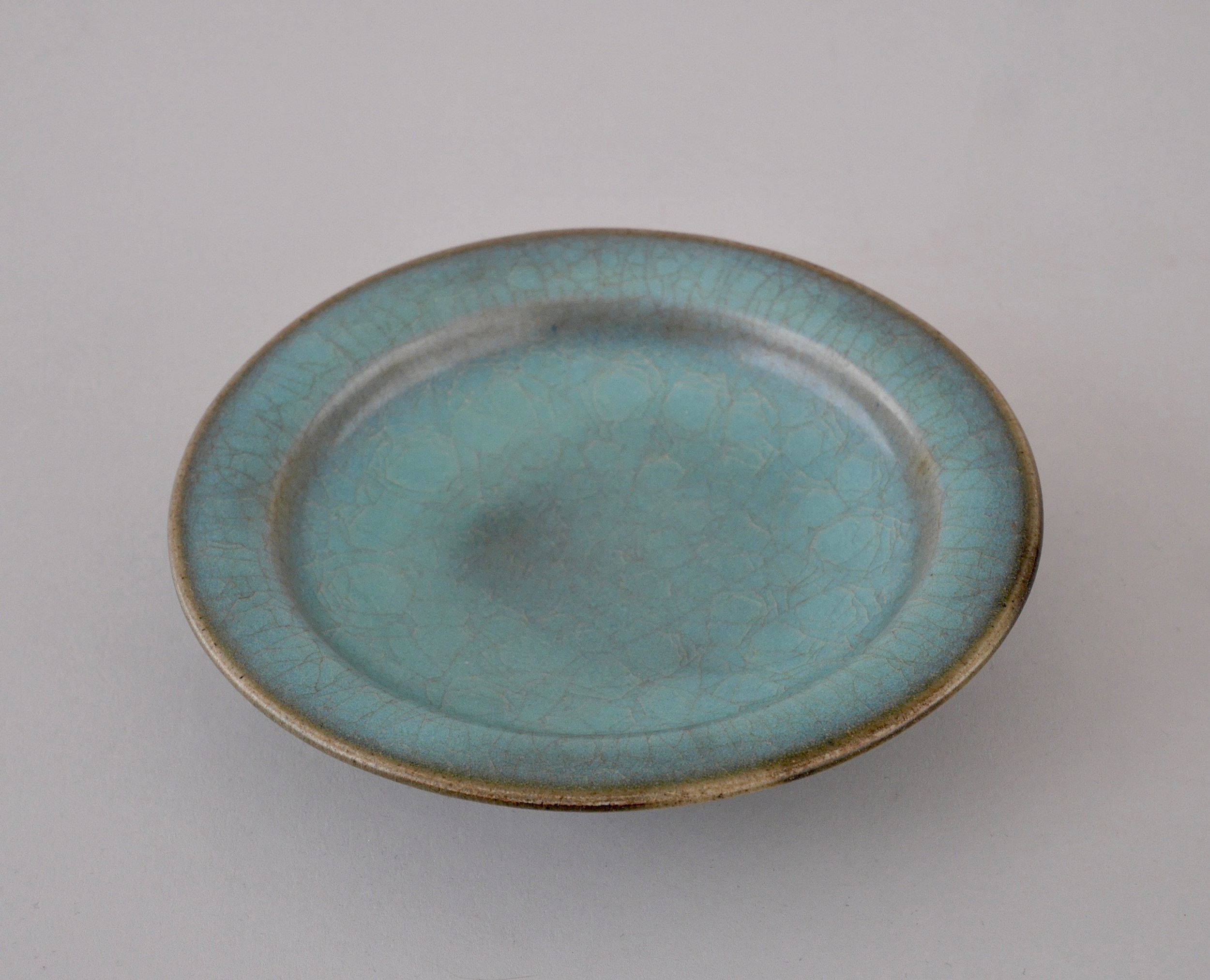 中国美術 陶磁器 | 鈞窯青磁素文盤 金 12C | gallery陽々youyou | 山梨