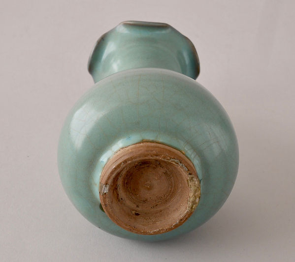 中国美術 陶磁器 | 鈞窯青磁紫班文花口瓶 元 13C | gallery陽々youyou