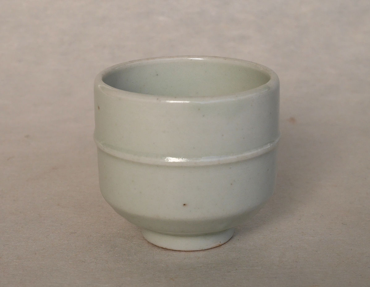 朝鮮美術 李朝 高麗白磁 盃台 杯台 V R7972 朝鮮美術 李朝 高麗白磁 盃