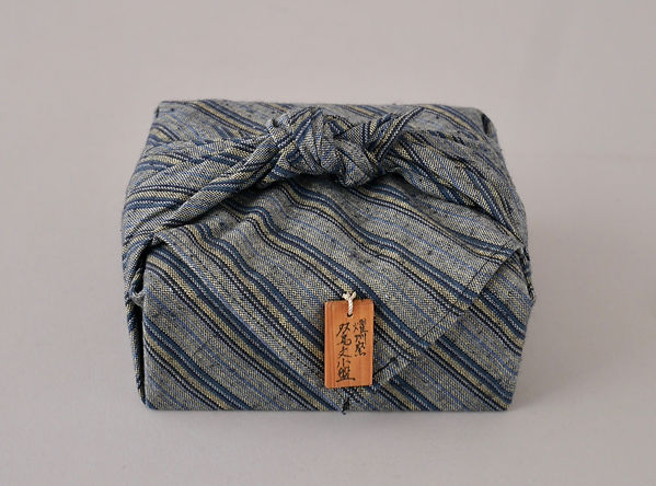 中国明時代 青磁鉢 口径12.3㎝ 東Y7-0623⭐︎2F 中国明時代 青磁鉢