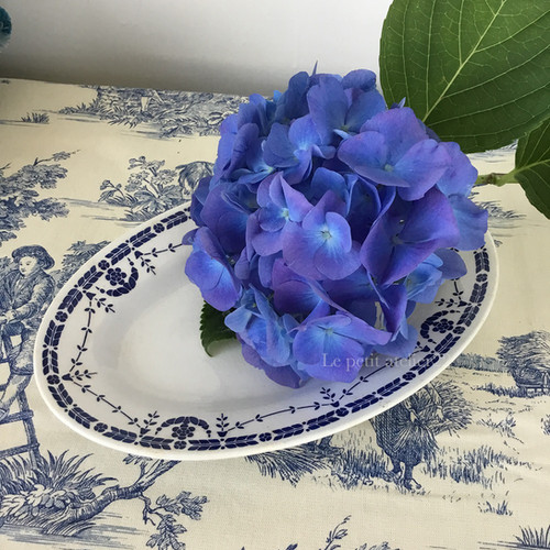 フランス アンティーク ブルーオパール螺旋模様の小さな可愛らしい