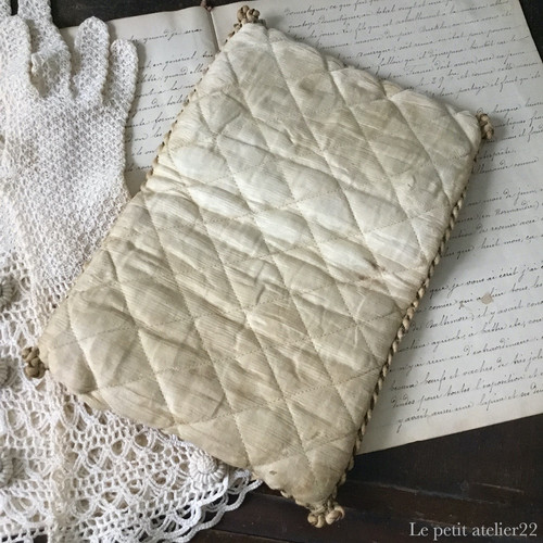 フランス アンティーク ハンキーケース シルク エクリュ W18 x 13 cm