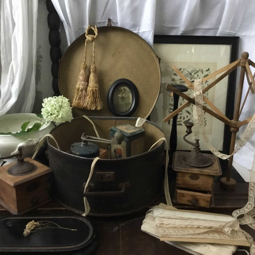 フランスアンティーク 小さなリングボックス 本革 ◎フランス