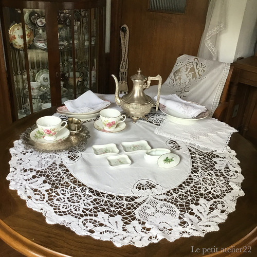 アンティーク フランス オールドローズ ホワイト刺繍 スカラップリネン