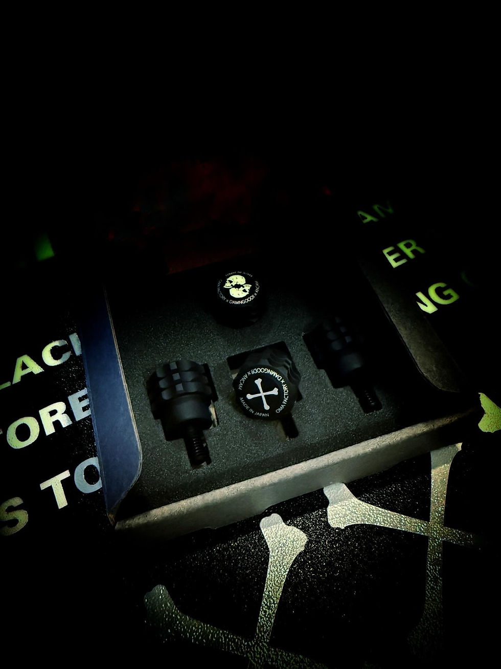 HOME | ダムグッドガレージ