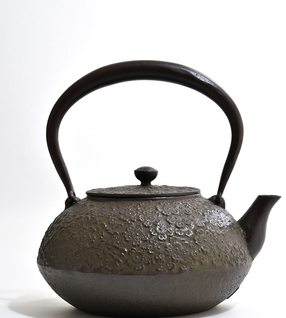 鉄瓶 平丸型 桜肌 1.5L | 南部鉄器 幸工芸 鉄瓶