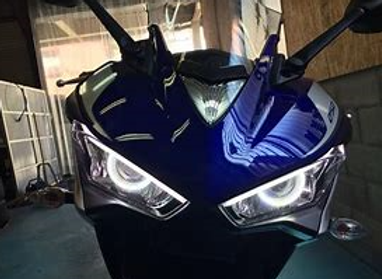 yzf-r25 r3 イカリングヘッドライト