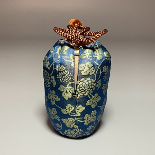 備前肩衝火襷茶入（仕覆：菊唐草） 木村陶峰造 | seishodo.com