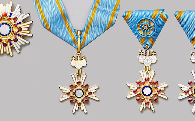 銀 紺綬褒章 略綬 佩用金具 NO718 銀 紺綬褒章 略綬 佩用金具 NO718