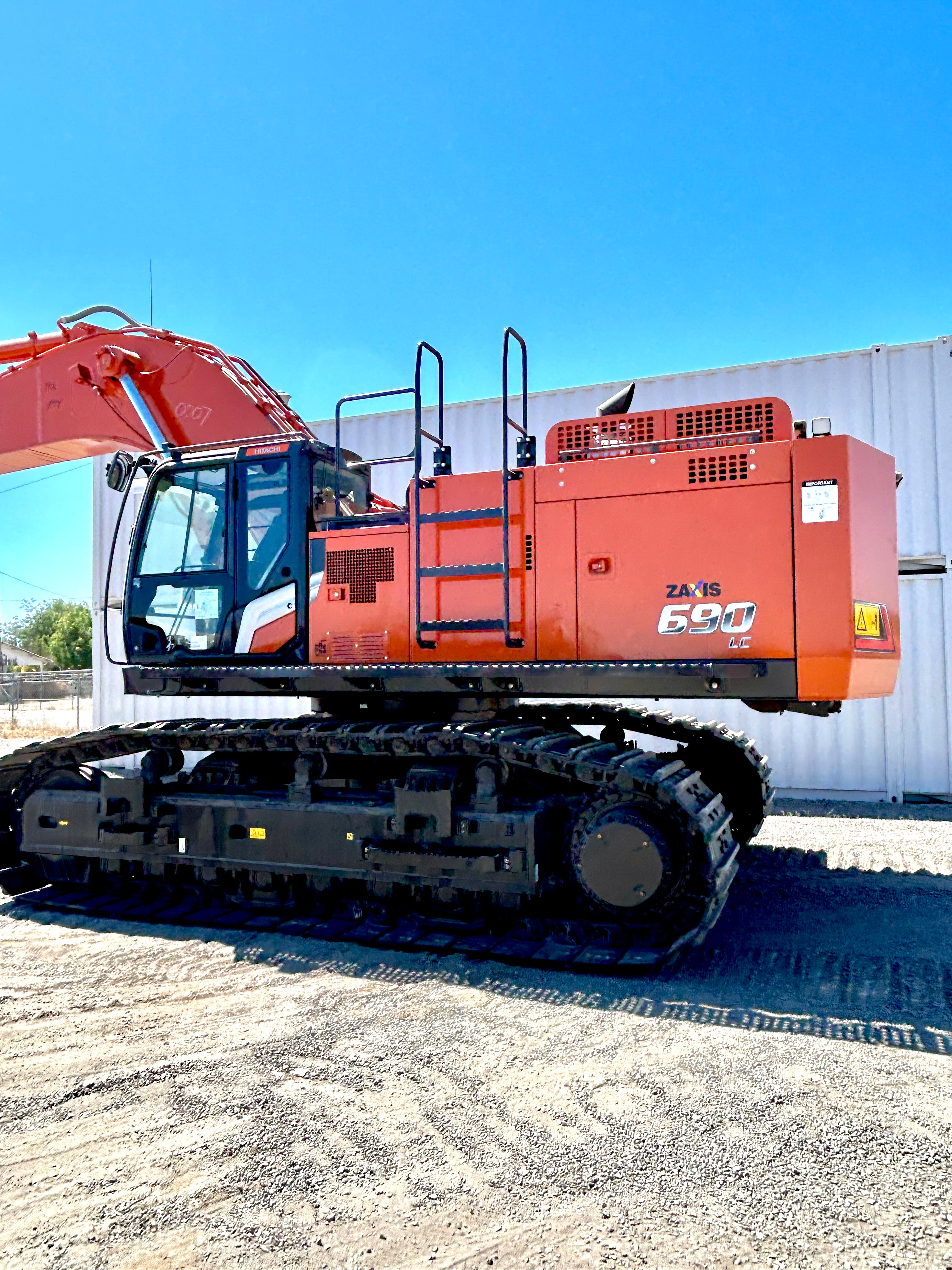ZX690LC-7H | Garton Hitachi Construction | ZX690LC-7H | California
