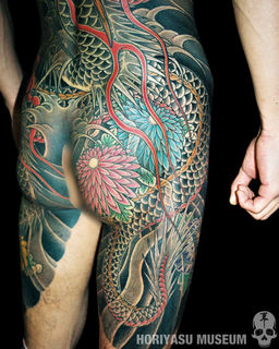 彫やす｜日本刺青｜JAPANESE TATTOO｜一匹龍・菊