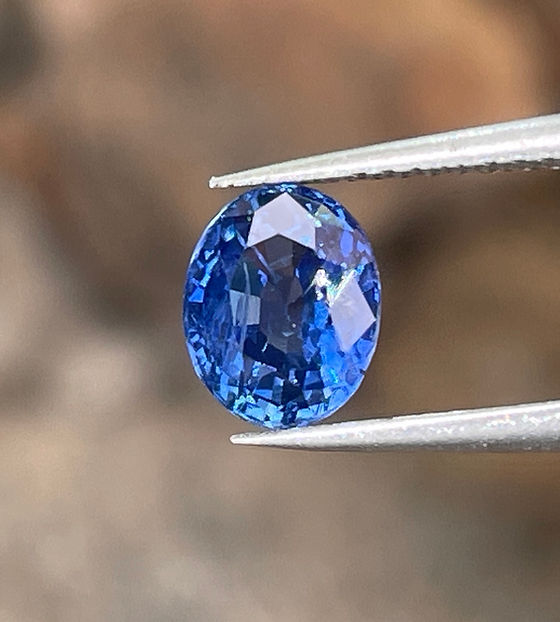 ブルーサファイア 1.54 ct - スリランカ産自然美しい宝石 | Zakkano